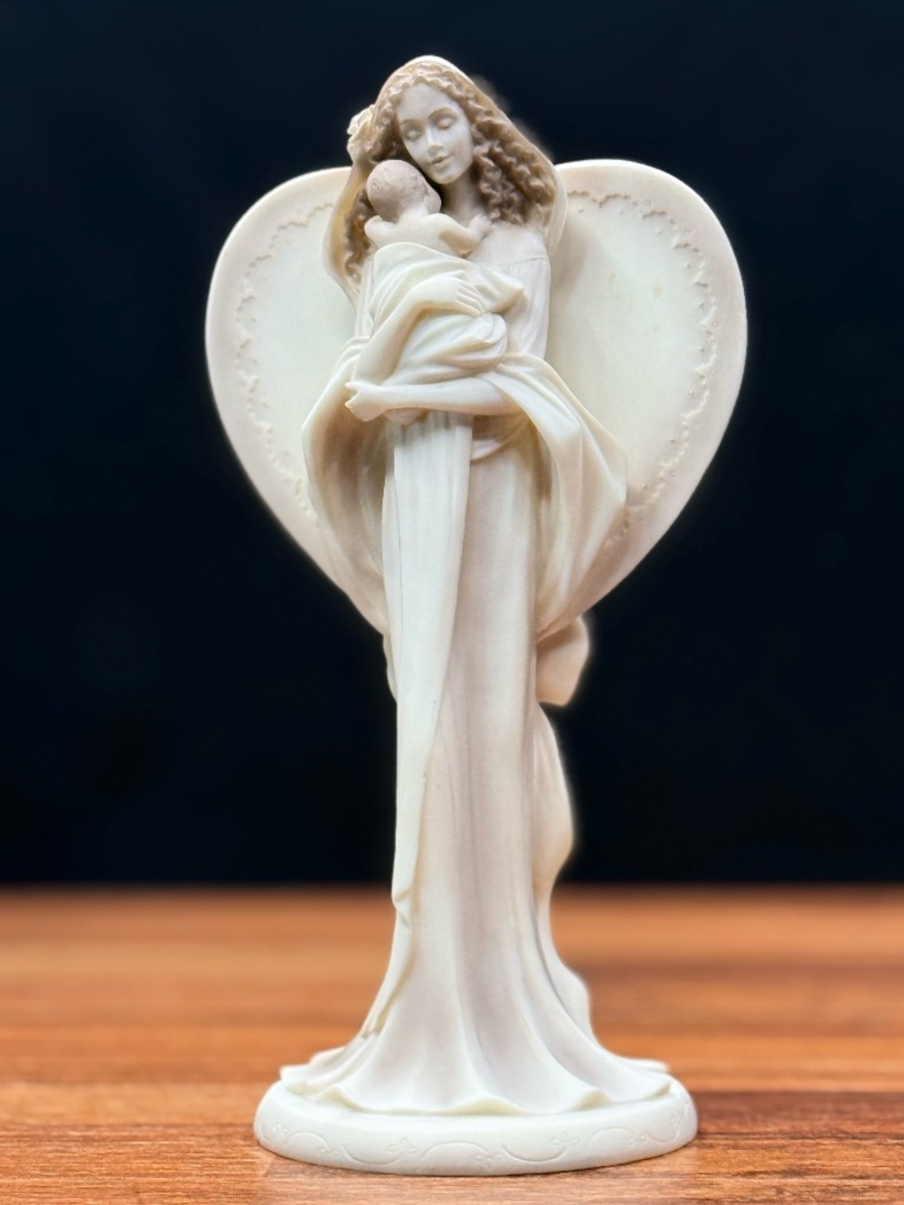 CLOUDWORKS “A Mother’s Love” Ebony Heirloom #40204 Figurine